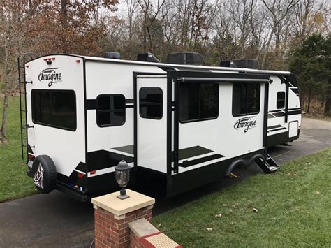 2016 Kz spree Escape Travel trailer one slide lightweight. . Rvs for sale near me by owner